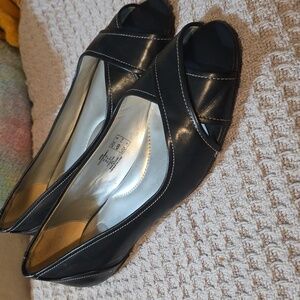 Lands End Blue Flats Women's 10